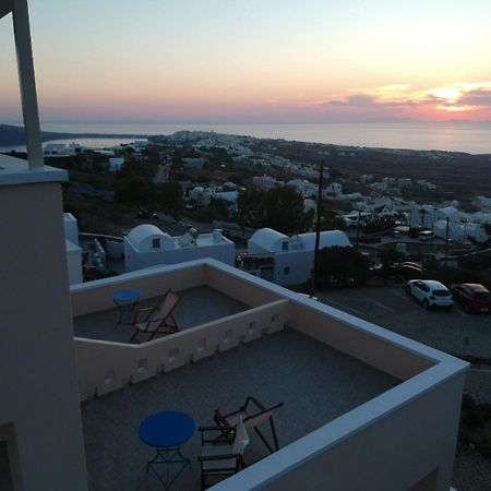 Panorama Oia Apartments Bagian luar foto