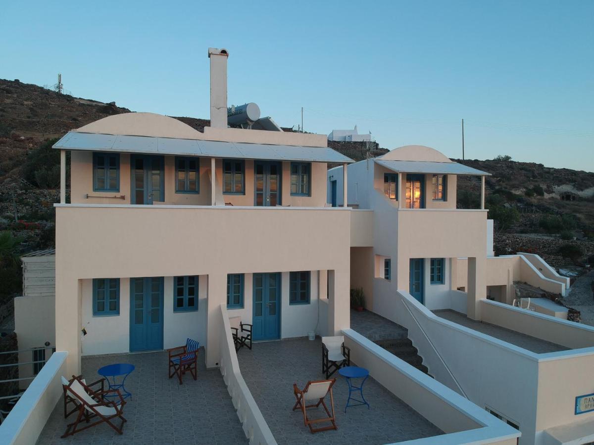 Panorama Oia Apartments Bagian luar foto