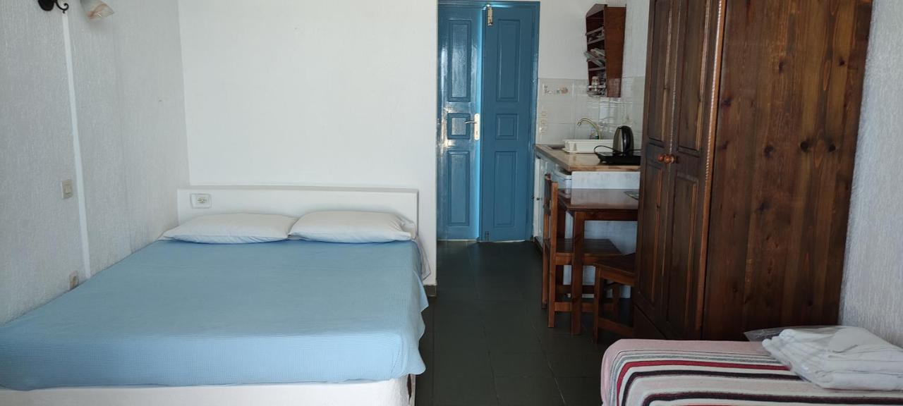 Panorama Oia Apartments Bagian luar foto