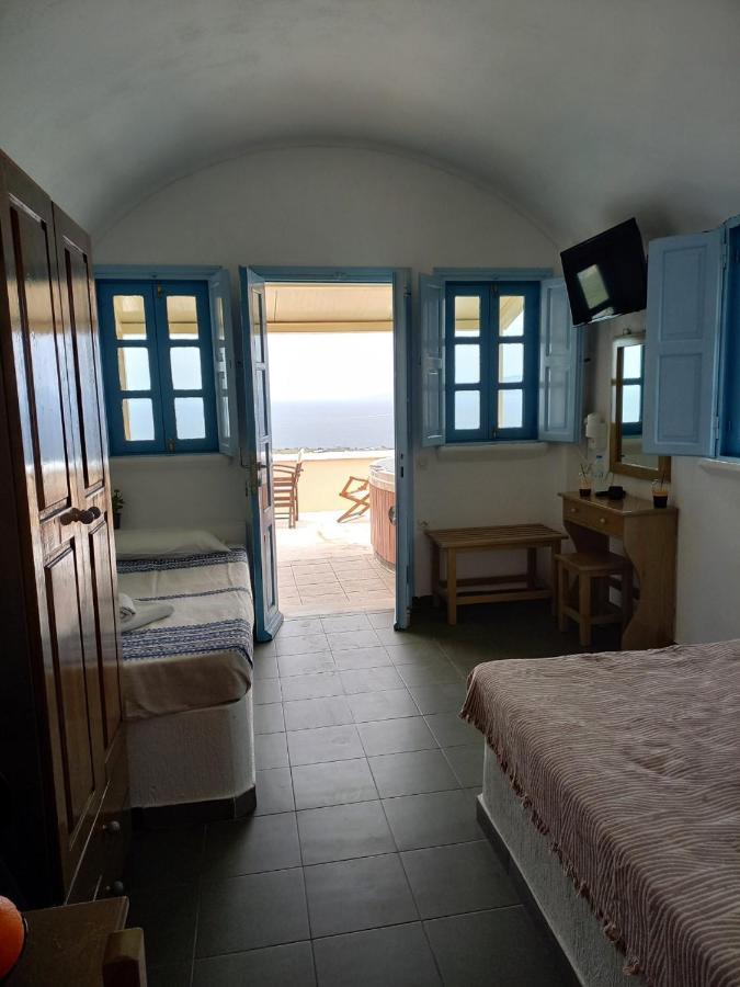 Panorama Oia Apartments Bagian luar foto