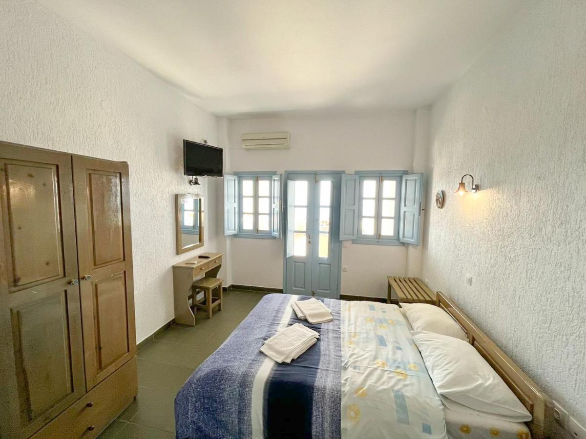 Panorama Oia Apartments Bagian luar foto
