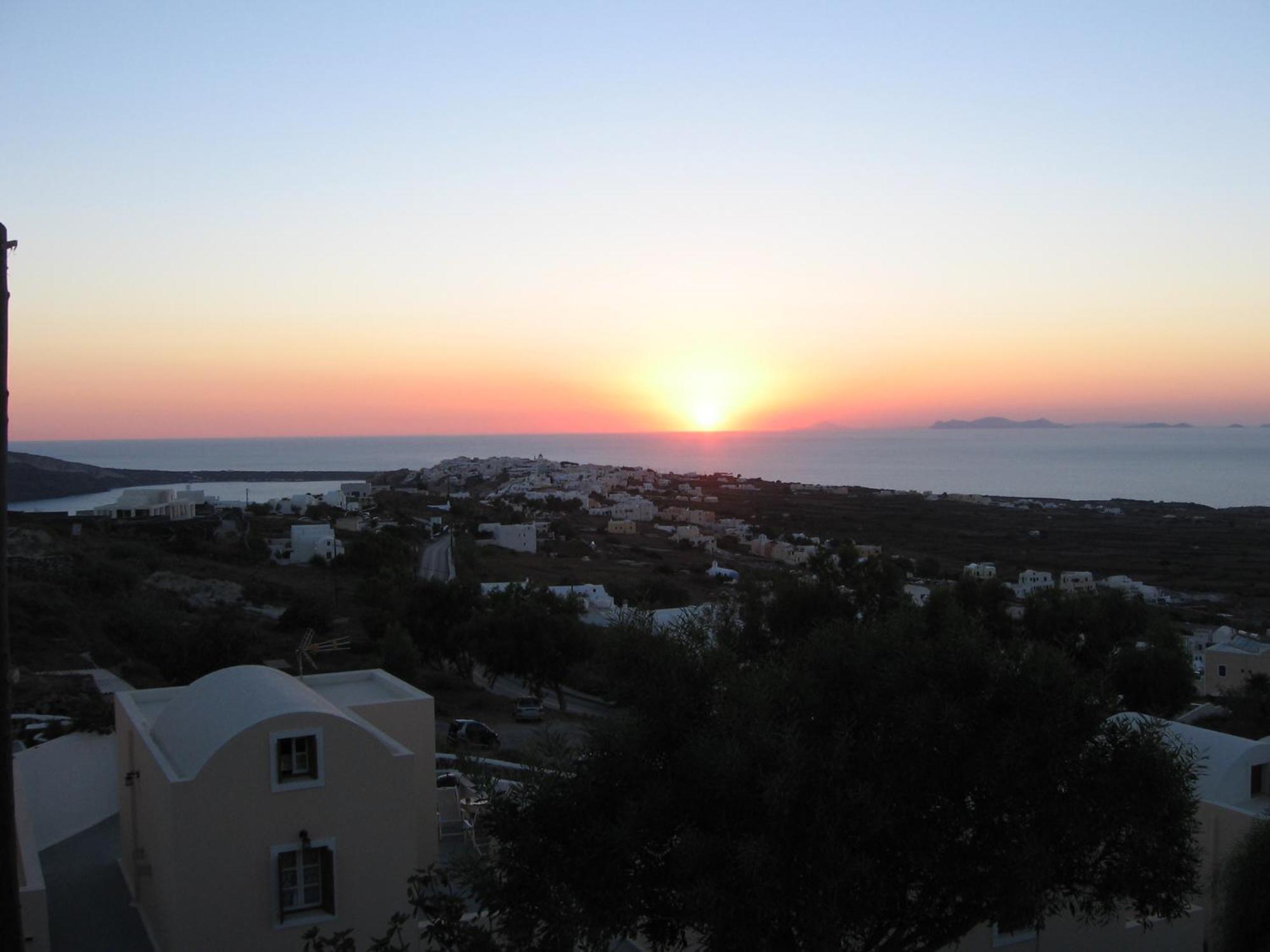 Panorama Oia Apartments Bagian luar foto
